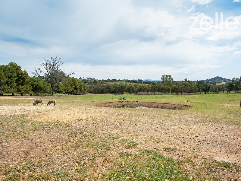 1055 Table Top Road, Table Top, NSW 2640