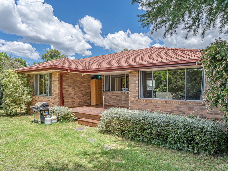 30 Burgess Street, Armidale, NSW 2350