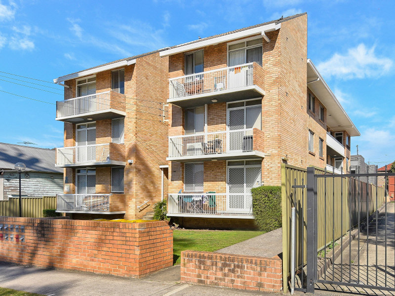 9/13 Mary Street, NSW 2141 Property Details