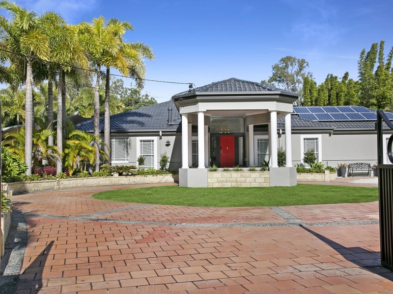 2 Clarence Drive, Helensvale, Qld 4212 Property Details