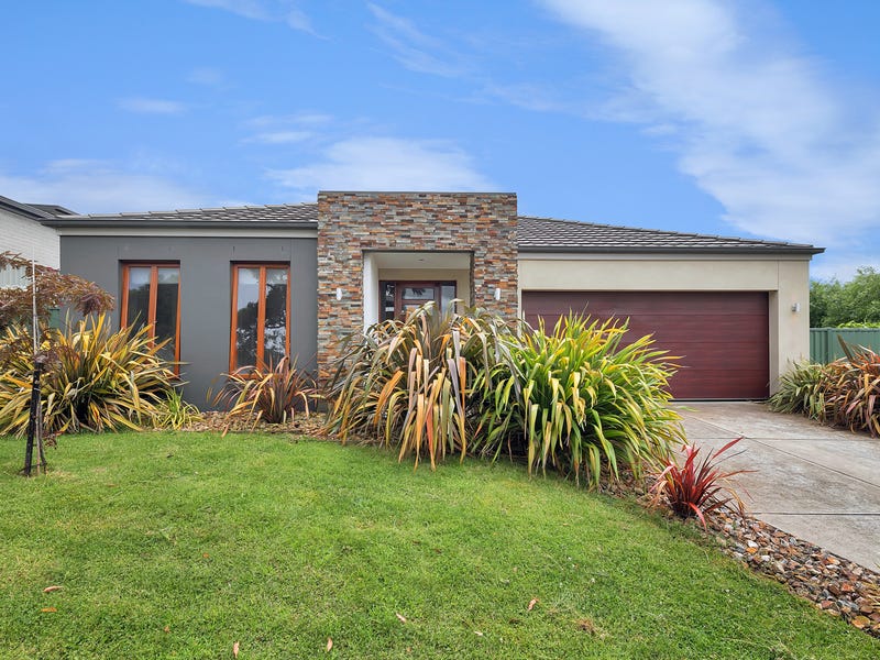 9 Rampling Way, Nerrina, VIC 3350