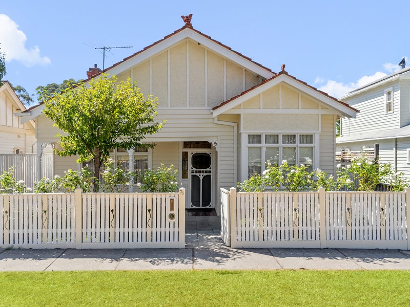 73 Napier Crescent, Essendon, Vic 3040 Property Details