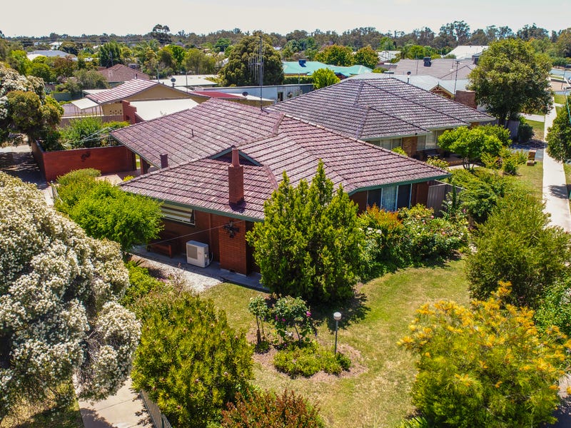 13 Campaspe Esplanade, Echuca, Vic 3564 House for Sale realestate