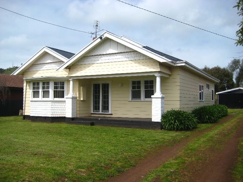 85 Watton Street, Penshurst, Vic 3289 Property Details