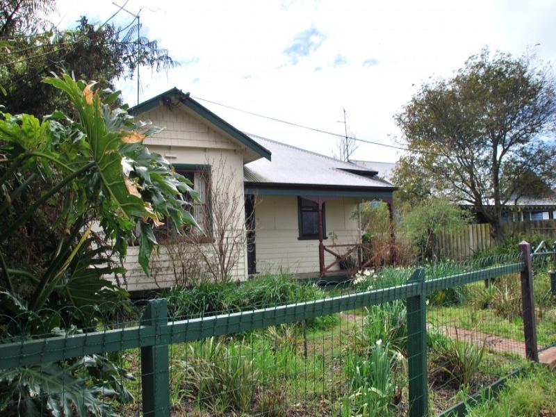 45 Victoria Street, Toora, Vic 3962