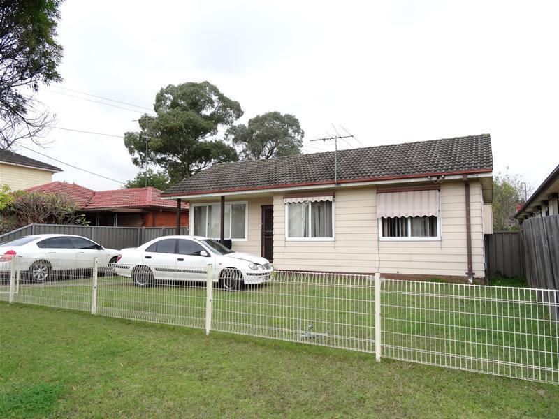 135 Neville Street, Smithfield, NSW 2164 Property Details