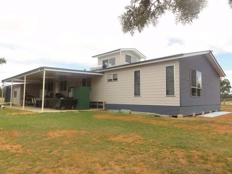277 Surcingle Road, Chinchilla, Qld 4413 - Property Details