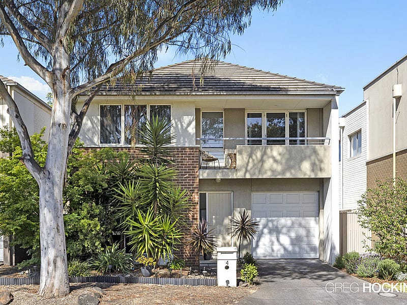 4 Pinehurst Way, Heatherton, Vic 3202 Property Details