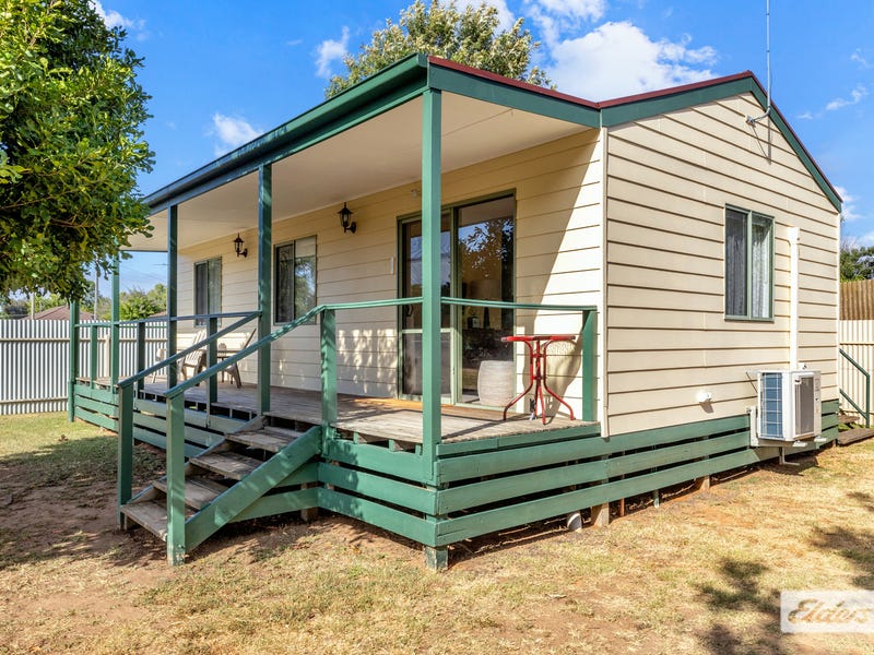 13 Russell Street, Howlong, NSW 2643 House for Sale