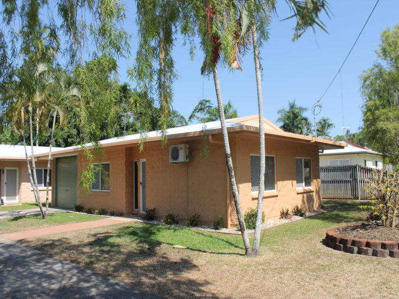 1/10 Nesbit Street, Whitfield, QLD 4870