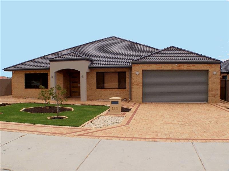 133 LANDSDALE ROAD, Darch, WA 6065 Property Details