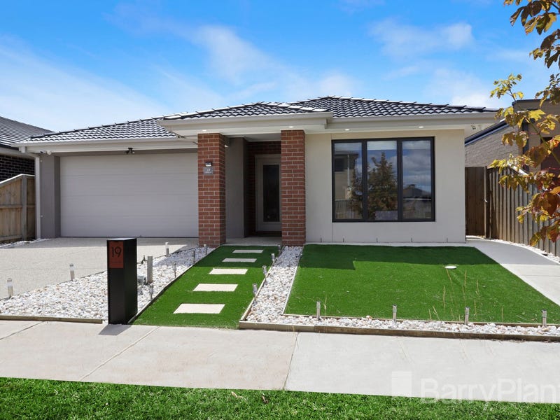 19 Wardan Avenue, Greenvale, VIC 3059