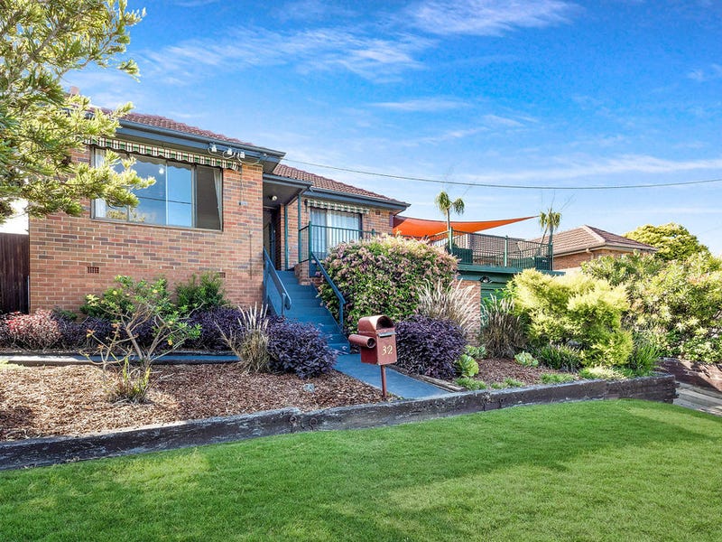 32 Hutchinson Street, Redhead, NSW 2290 Property Details