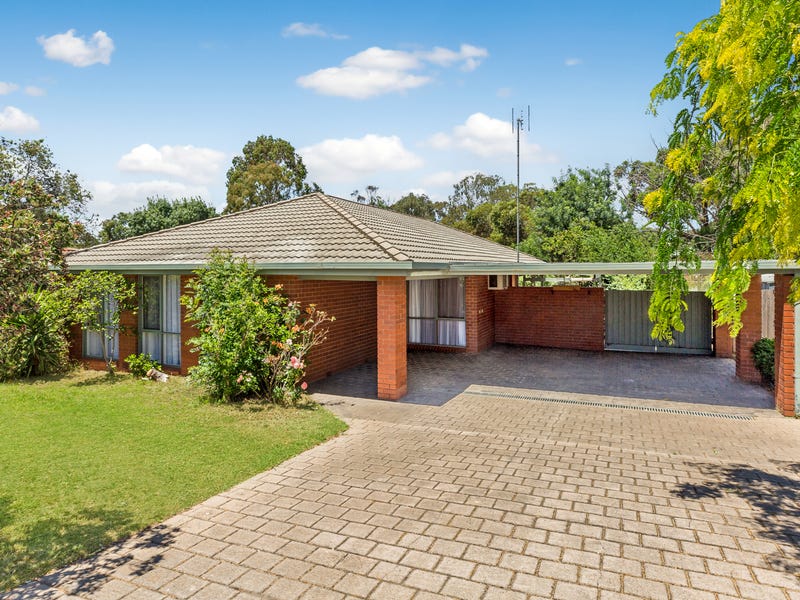 46 Bolton Drive, Kennington, Vic 3550 House for Sale