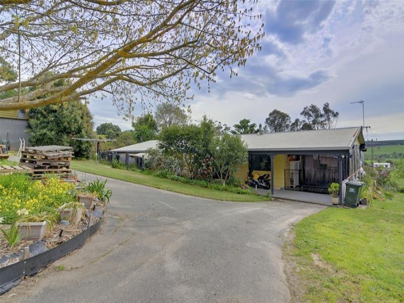 124 Stradbroke Road, Gormandale, Vic 3873 Property Details