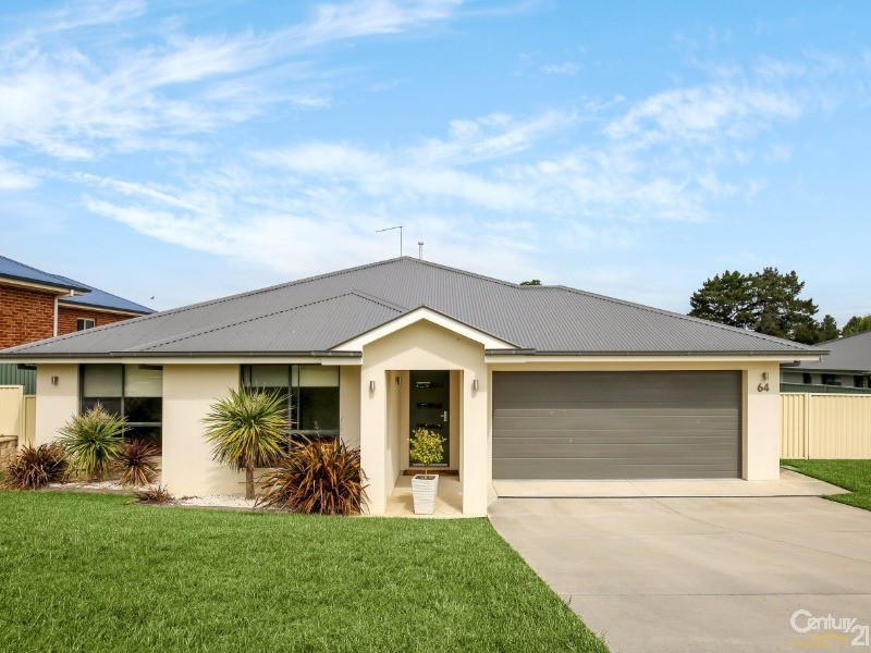 64 James Barnet Drive, Kelso, NSW 2795 - Property Details