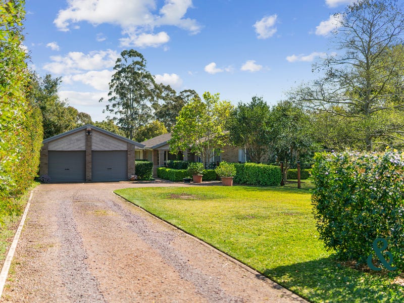 4 Ford Avenue, Medowie, NSW 2318