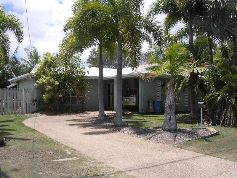 60 GLENROCK DRIVE, Rasmussen, Qld 4815 Property Details