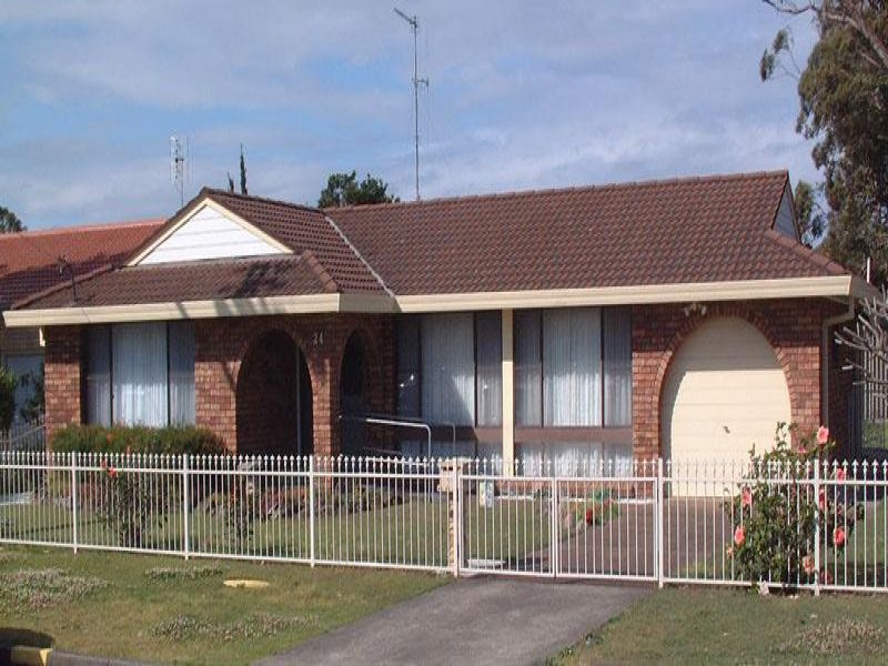 24 Lake Street, Forster, NSW 2428