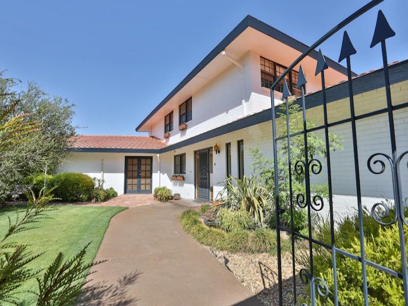 4 Sandpiper Drive, Mildura, Vic 3500 Property Details