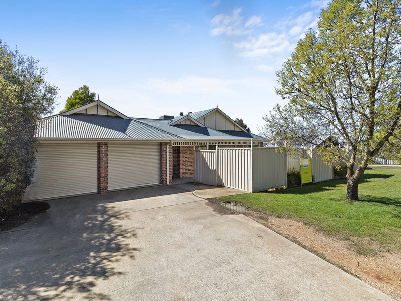 13 Vanstan Street, Ararat, Vic 3377 House for Sale