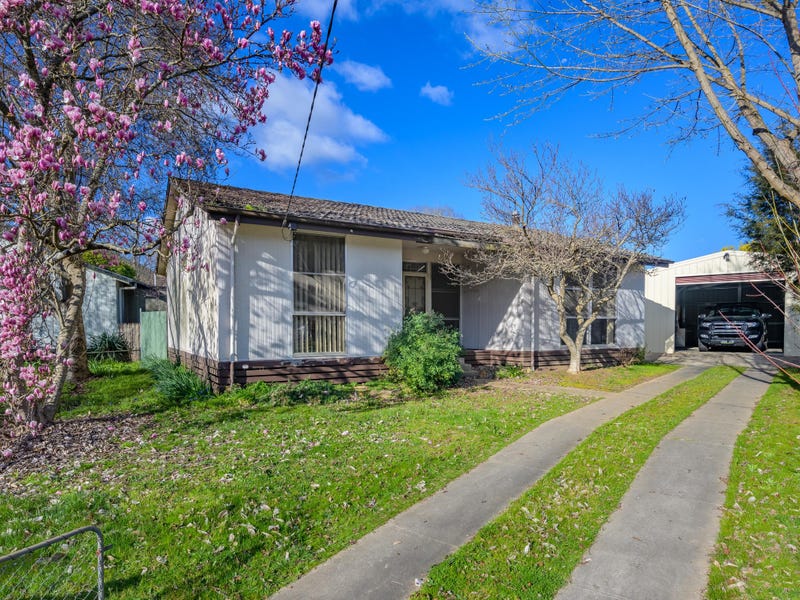 2 Thompson Street, Bright, VIC 3741