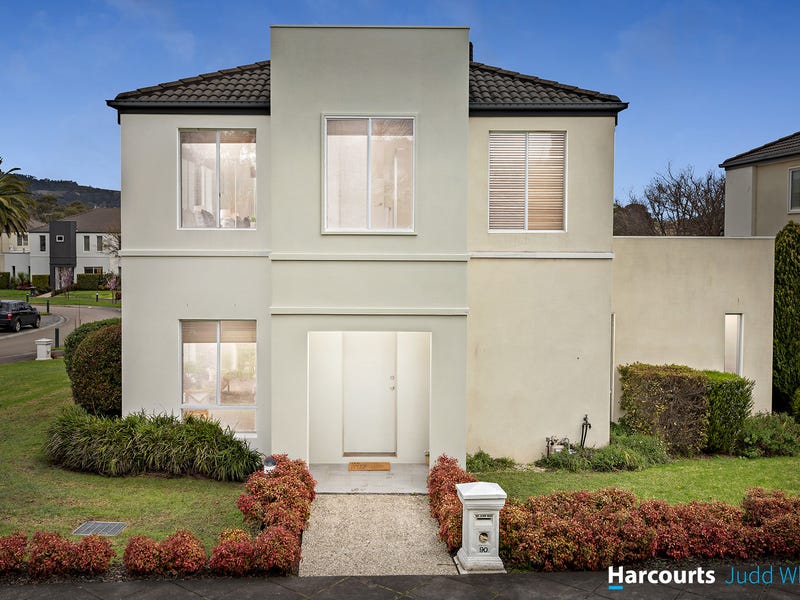 90 Sovereign Manors Crescent, Rowville, Vic 3178 Property Details