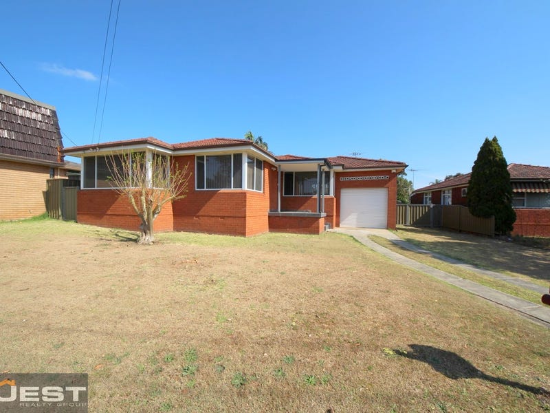31 Harvey Avenue, Moorebank, NSW 2170