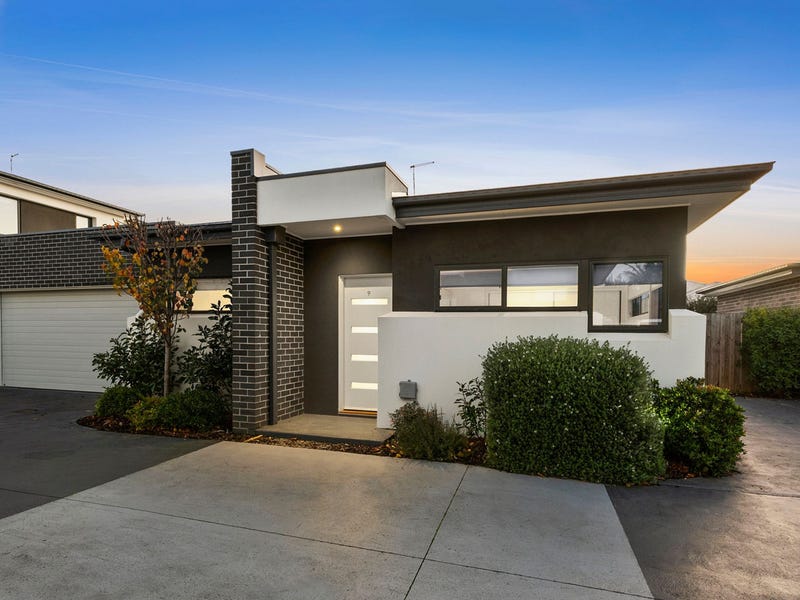 9 Manson Lane, Mount Martha, VIC 3934