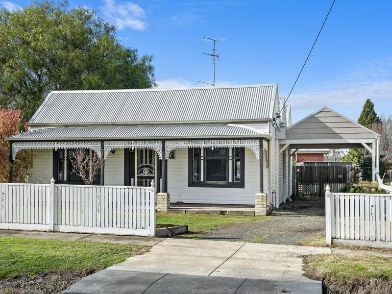 Houses for Rent in Ballarat Central, VIC 3350 Pg. 2