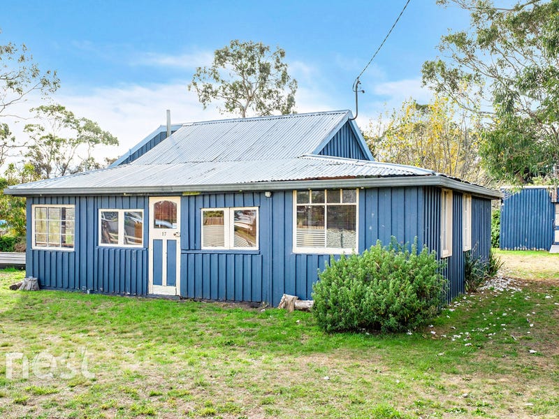 17 Seventh Avenue, Dodges Ferry, Tas 7173 Property Details