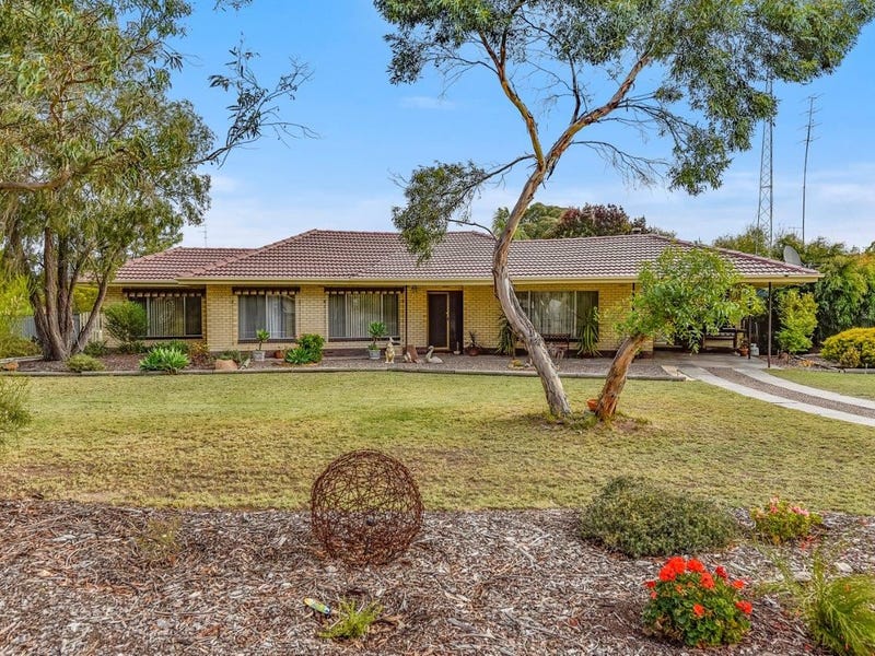 10 Wendt Tce, Tintinara, SA 5266 Property Details