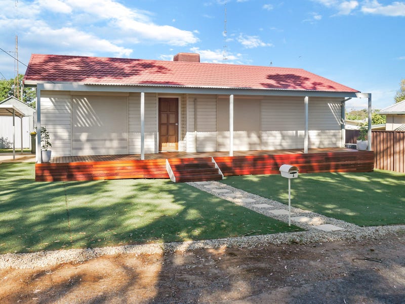 4 Athel Cres, Leeton, NSW 2705 Property Details