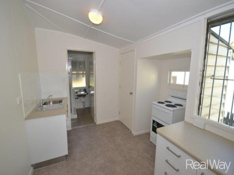 2/88 Targo Street, Bundaberg South, QLD 4670