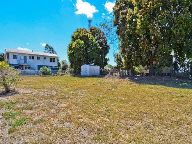 2 Brooks Street Emerald Qld 4720 - Residential Land for ...