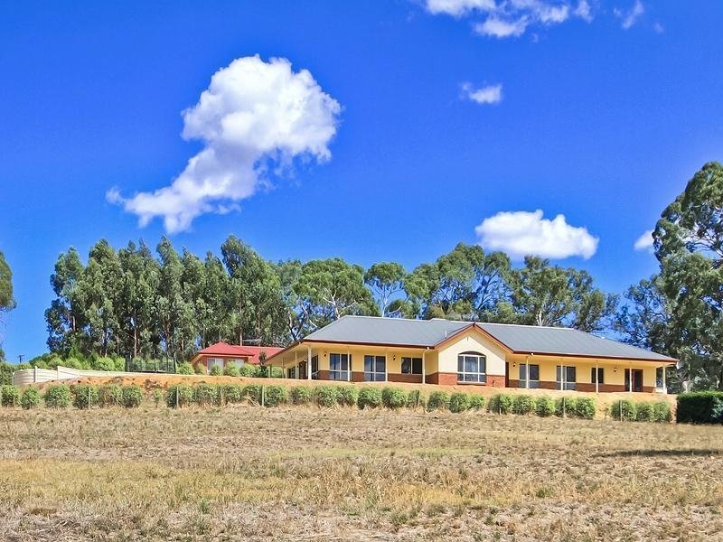 3 Beaumont Court Mount Barker SA 5251 realestate .au