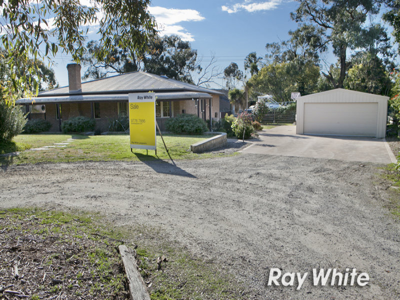 1 Edward Street, Langwarrin, Vic 3910 Property Details