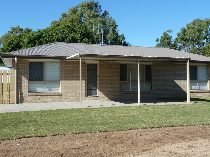 2/40 Moore Park Road, Moore Park Beach, QLD 4670