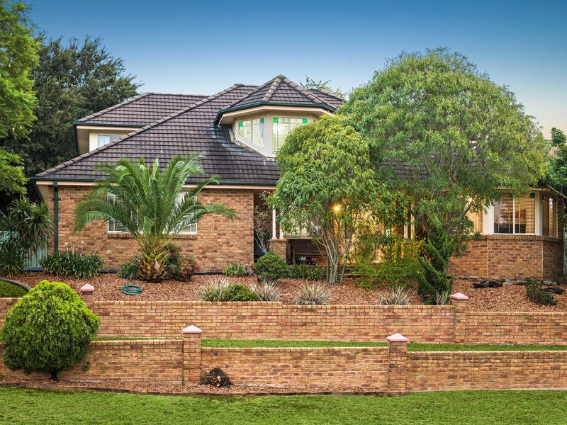 8 Mount Sugarloaf Drive, Glen Alpine, NSW 2560