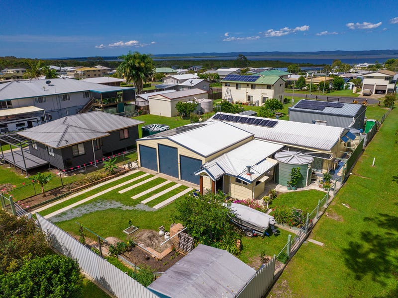 17 Third Avenue, Maaroom, Qld 4650 Property Details