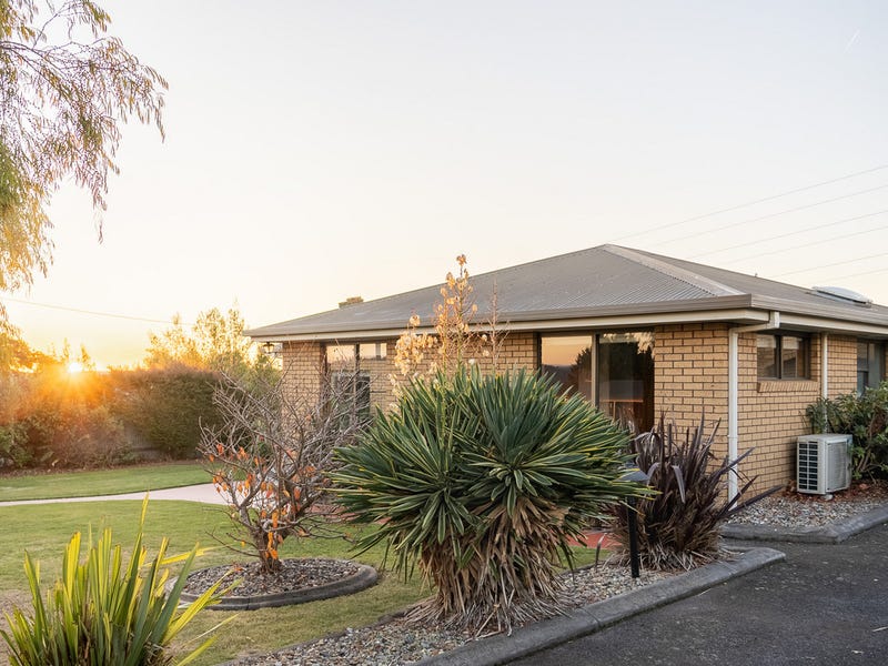 15 Autumn Drive, Ambleside, Tas 7310 House for Sale