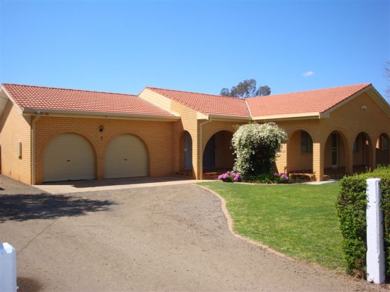 7 Willmouth Street, Griffith, NSW 2680 Property Details