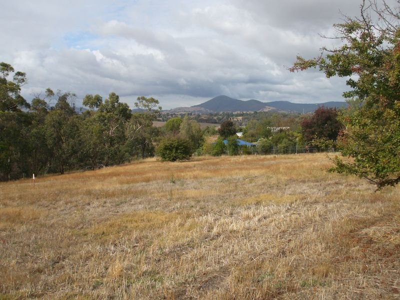 4 Isaacs Avenue, Yackandandah, VIC 3749