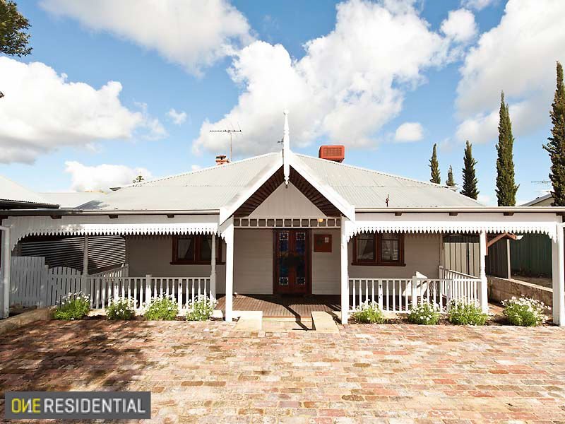 114 Aurelian Street, Palmyra, WA 6157 Property Details