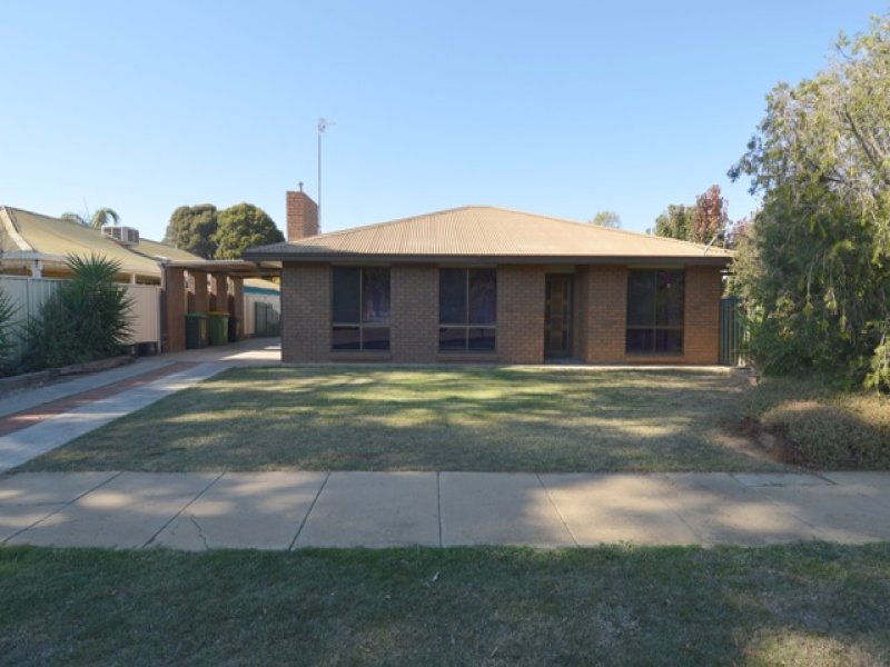 104 Stawell Street, Echuca, Vic 3564 Property Details
