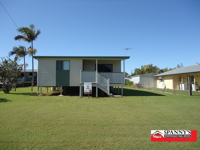 8 Shannon Street, Midge Point, QLD 4799