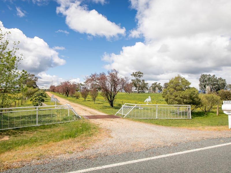 1064 Table Top Road, Table Top, NSW 2640