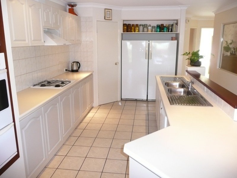 5 Bayside Boulevard, Drummond Cove, WA 6532