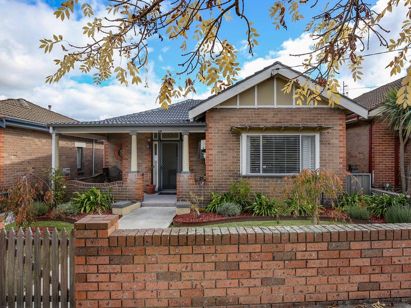 24 Padley Street, Lithgow, NSW 2790 House for Sale