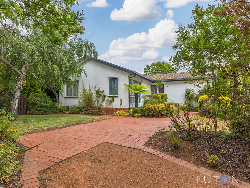 17 Field Street, Watson, ACT 2602